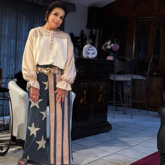 Meet your Posher, Deborah - Picture 12 of 16